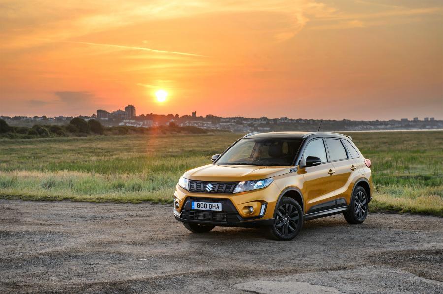  Suzuki Vitara SZ5 with Accessories 2019 года  (UK) (фото 27 из 27)